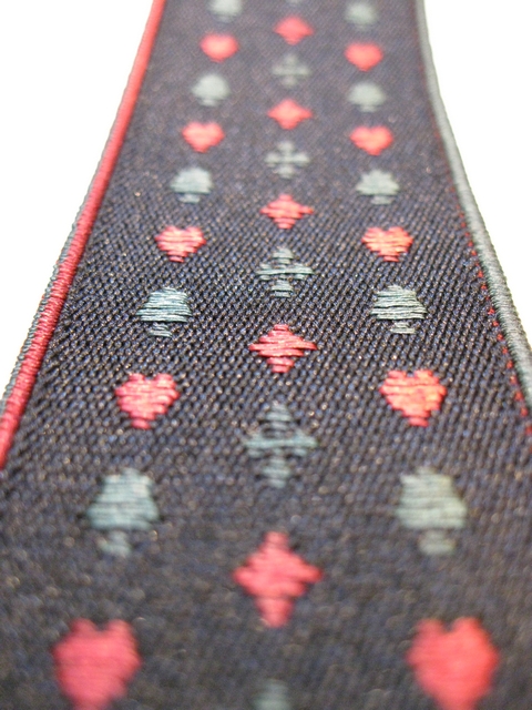 PLAYING CARDS - RED HEARTS AND DIAMONDS. DARK GREEN CLUBS AND SPADES ON BLACK BACKGROUND WITH RED AND GREEN EDGES. "Y" STYLE 1 1/3" X 48" DELUXE SUSPENDERS-Cotton/Polyester Hand Washable-Hang to Dry Material.WITH GOLD GRIPS AND 2 LENGTH ADUSTERS    YD-PLA76B48#123g